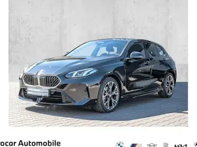 Gebraucht BMW 118 Shadowline 150 PS (110 kW) 2025 Schwarz Kleinwagen