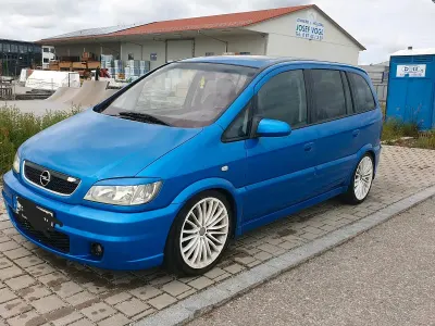 Gebraucht Opel Zafira OPC 192 PS (141 kW) 2002 Blau Van / Kleinbus