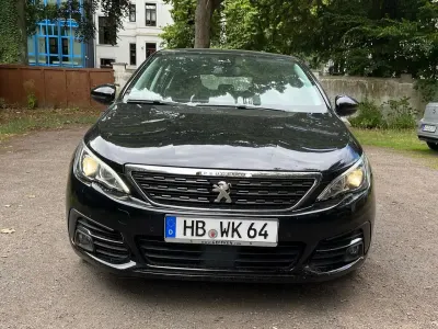 Gebraucht Peugeot 308 131 PS (96 kW) 2018 Limousine