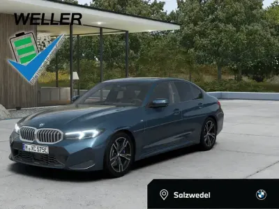 Gebraucht BMW 330e M Sport 292 PS (214 kW) 2025 Blau Limousine