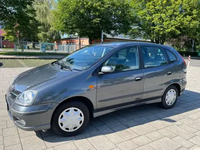 Gebraucht Nissan Almera Tino Acenta+ 116 PS (85 kW) 2005 Grau Van / Kleinbus