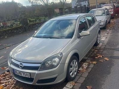 Gebraucht Opel Astra 90 PS (66 kW) 2007 Grau Limousine