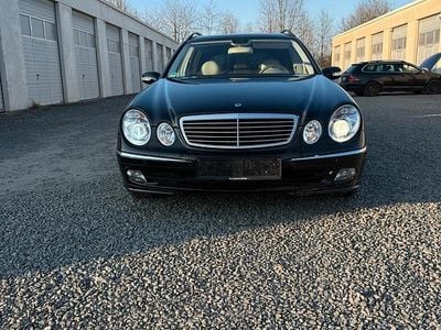Mercedes E320