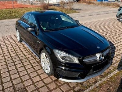 Usata Mercedes CLA45 AMG AMG 381 CV (280 kW) 2015 Berlina