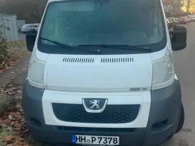 Gebraucht Peugeot Boxer 158 PS (116 kW) 2011 Weiß Van
