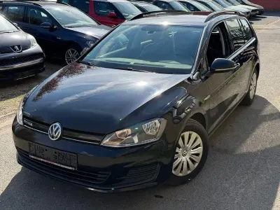 Gebraucht VW Golf VII Trendline 110 PS (80 kW) 2017 Schwarz Kombi