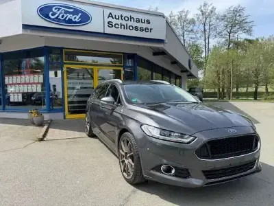 Używany Ford Mondeo Titanium 165 KM (121 kW) 2018 Szary Kombi