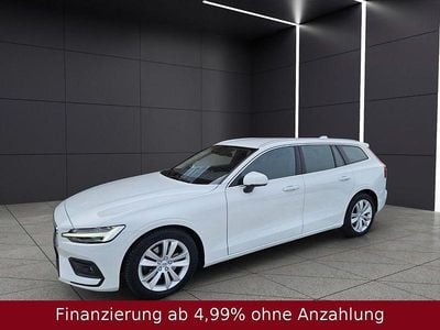 Gebraucht Volvo V60 Momentum 197 PS (144 kW) 2020 Weiß Kombi