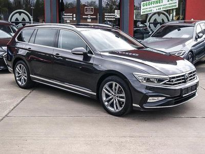 Second-hand VW Passat R-line 200 CP (147 kW) 2023 Gri Break