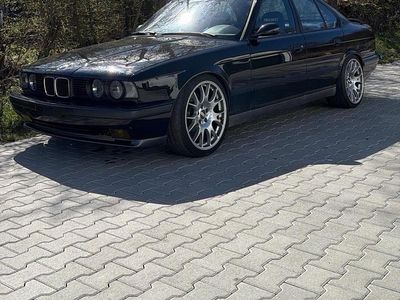 Second-hand BMW M5 Competition Edition 360 CP (264 kW) 1991 Negru Berlinǎ