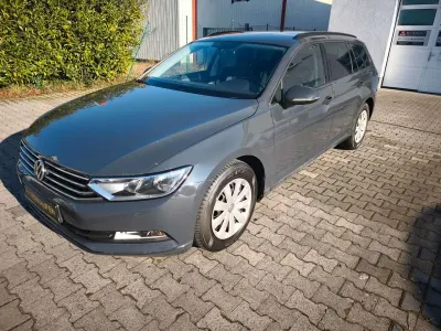 Gebraucht VW Passat Trendline 150 PS (110 kW) 2019 Grau Kombi