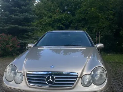 Gebraucht Mercedes CLC200 163 PS (119 kW) 2005 Beige Kleinwagen