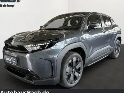 Neu Toyota Urban Cruiser Lounge 127 kW (174 PS) 2026 Grau SUV