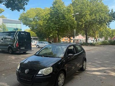 VW Polo