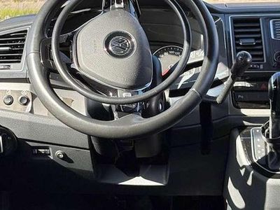 Usata VW T6 Freestyle 150 CV (110 kW) 2016 Nero Furgone