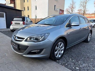 Gebraucht Opel Astra Innovation 165 PS (121 kW) 2013 Silber Kombi