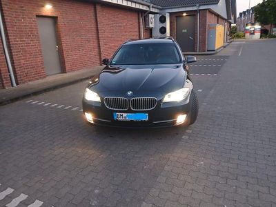Gebraucht BMW 525 218 PS (160 kW) 2012 Blau Limousine