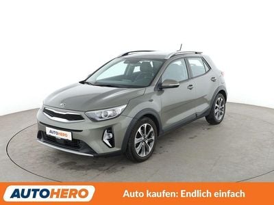 Grün Gebraucht 2021 Kia Stonic Vision SUV | 15.820 € (Fairer Preis)