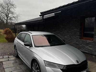 Gebraucht Skoda Octavia SportLine 150 PS (110 kW) 2021 Silber Kombi