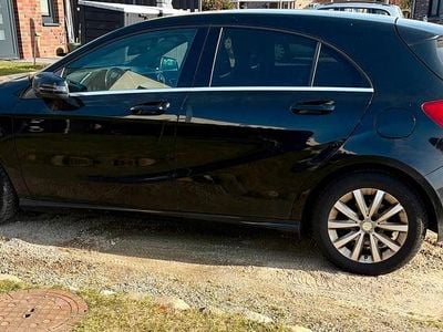 Usata Mercedes A180 2014 Nero Utilitaria
