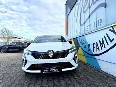Neu Renault Clio Techno 90 PS (66 kW) 2025 Weiß Kleinwagen