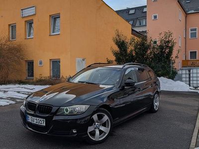 Schwarz Gebraucht 2009 BMW 318 Kombi | 3.490 € (Guter Preis)