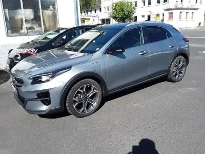 Używany Kia XCeed Platinum Edition 105 KM (77 kW) 2022 Srebrny SUV