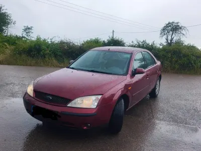 Gebraucht Ford Mondeo 125 PS (91 kW) 2001 Limousine