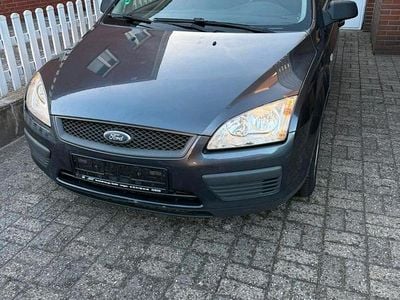Gebraucht Ford Focus 109 PS (80 kW) 2006 Grau Limousine