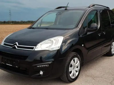 Gebraucht Citroën Berlingo 110 PS (80 kW) 2018 Schwarz Van / Kleinbus