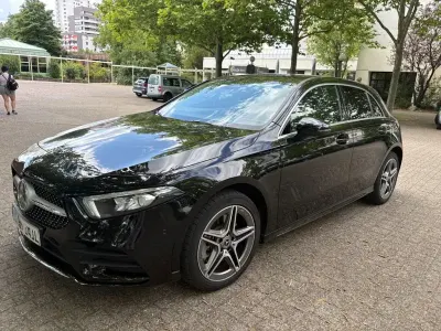 Gebraucht Mercedes A250 Advanced 160 PS (117 kW) 2021 Schwarz Limousine