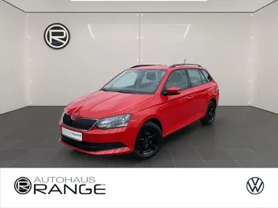 Gebraucht Skoda Fabia Ambition 90 PS (66 kW) 2015 Rot Kleinwagen