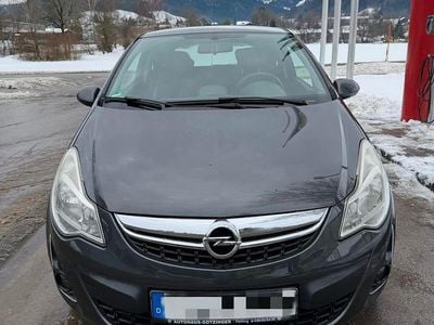 Grau Gebraucht 2012 Opel Corsa Edition Kleinwagen | 3.900 € (Fairer Preis)