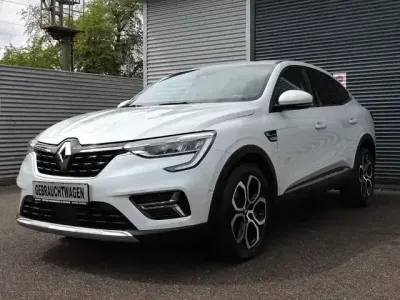 Gebraucht Renault Arkana Intens 140 PS (102 kW) 2021 Weiß SUV