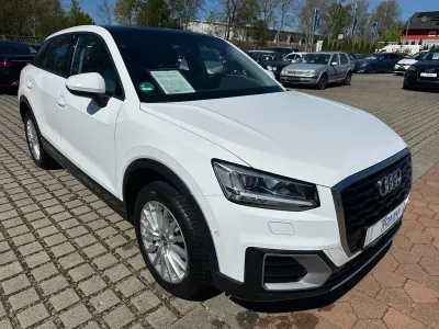 Usata Audi Q2 Design 150 CV (110 kW) 2017 Bianco SUV
