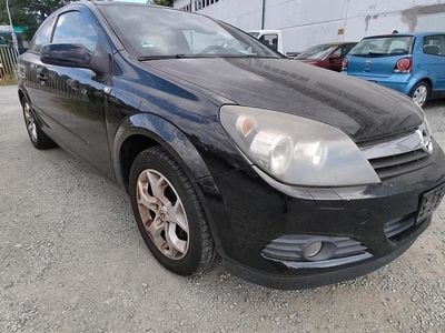 Opel Astra GTC