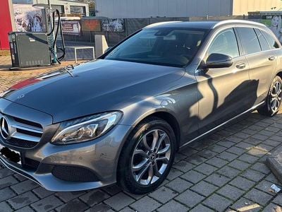Silber Gebraucht 2017 Mercedes C220 Kombi | 20.800 € (Etwas zu teuer)