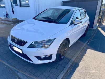 Gebraucht Seat Leon FR 125 PS (91 kW) 2015 Weiß Limousine