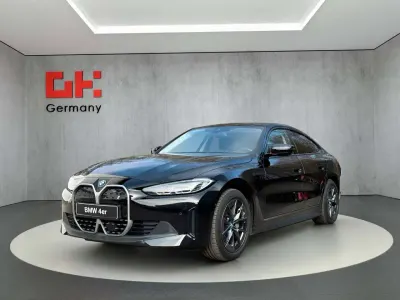 Gebraucht BMW i4 Sport Line 210 kW (286 PS) 2023 Schwarz Limousine