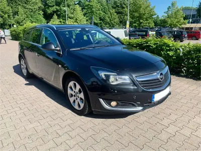 Gebraucht Opel Insignia Innovation 163 PS (119 kW) 2015 Schwarz Kombi