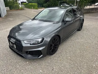 Gebraucht Audi RS4 Sport 450 PS (330 kW) 2018 Grau Kombi
