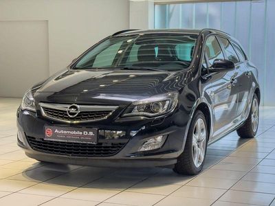 Gebraucht Opel Astra 140 PS (102 kW) 2012 Schwarz Kombi