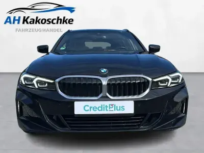 Usata BMW 318 Sport Line 156 CV (114 kW) 2022 Nero Station wagon