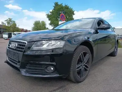 Gebraucht Audi A4 Ambition 143 PS (105 kW) 2011 Brillantschwarz Kombi
