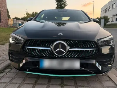 Gebraucht Mercedes CLA180 116 PS (85 kW) 2019 Schwarz Coupé