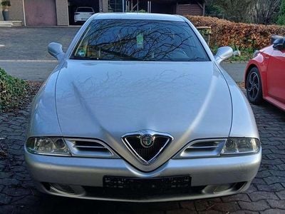 Alfa Romeo 166