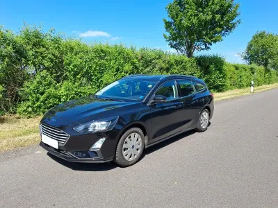 Gebraucht Ford Focus Active 125 PS (91 kW) 2019 Schwarz Kombi