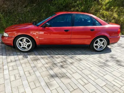 Brugt Audi A4 125 HK (91 kW) 1995 Andere farben Sedan