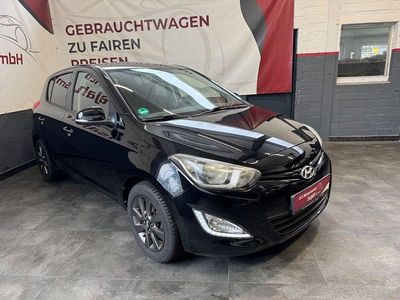 Schwarz Gebraucht 2014 Hyundai i20 Edition Limousine | 6.890 € (Fairer Preis)