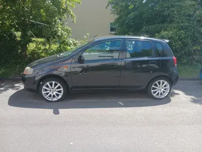 Gebraucht Chevrolet Kalos Sport 94 PS (69 kW) 2005 Schwarz Limousine